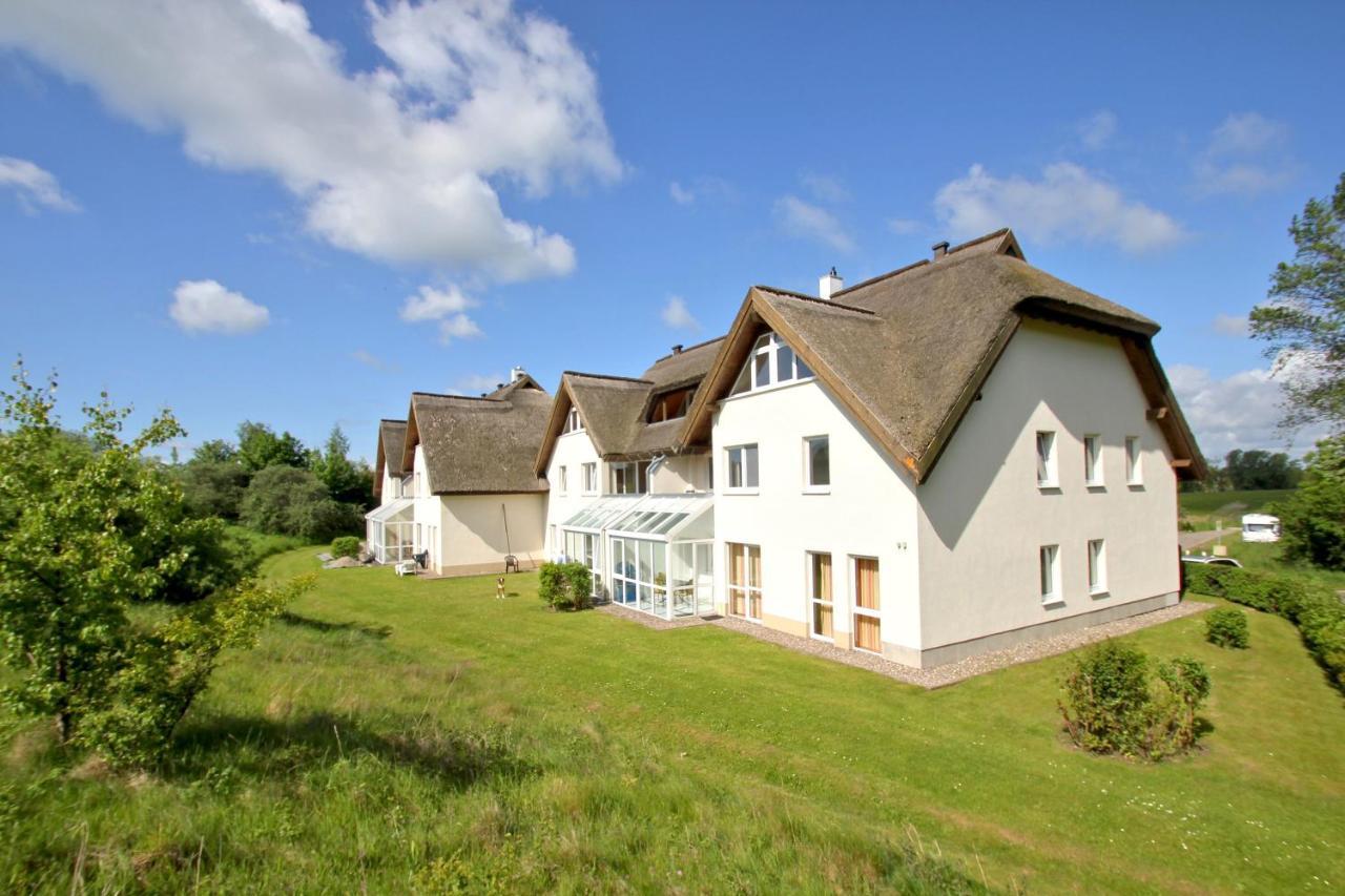 Strandhaus Mönchgut Ferienwohnungen Nr 08 inkl Sauna- Schwimmbadnutzung im AHOI Sellin Lobbe Exterior foto